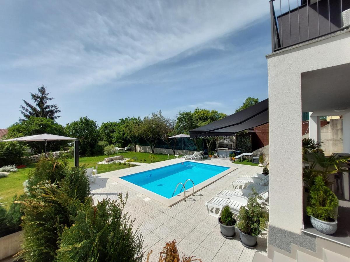 Villa Madlen Ičići 외부 사진