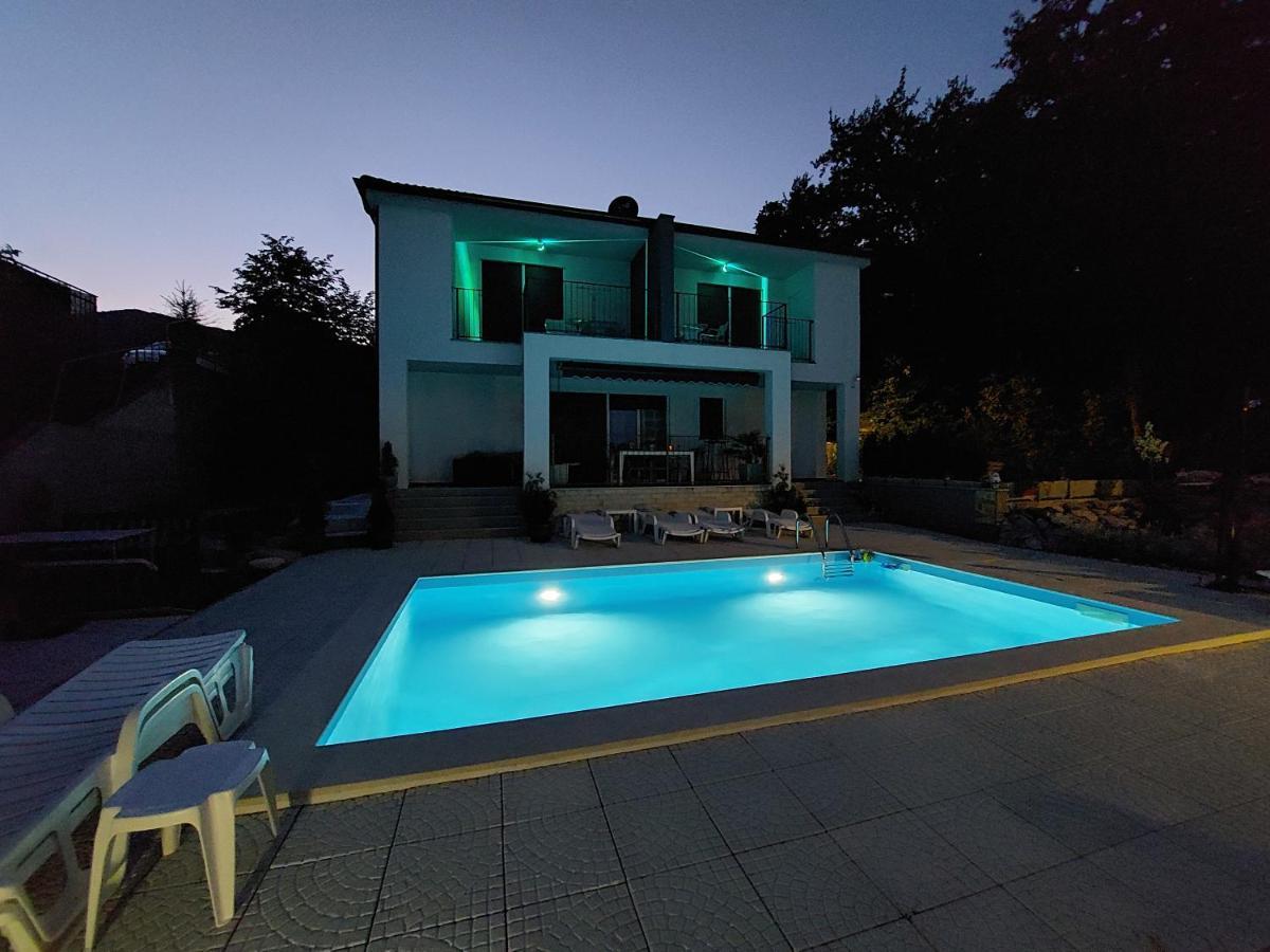 Villa Madlen Ičići 외부 사진